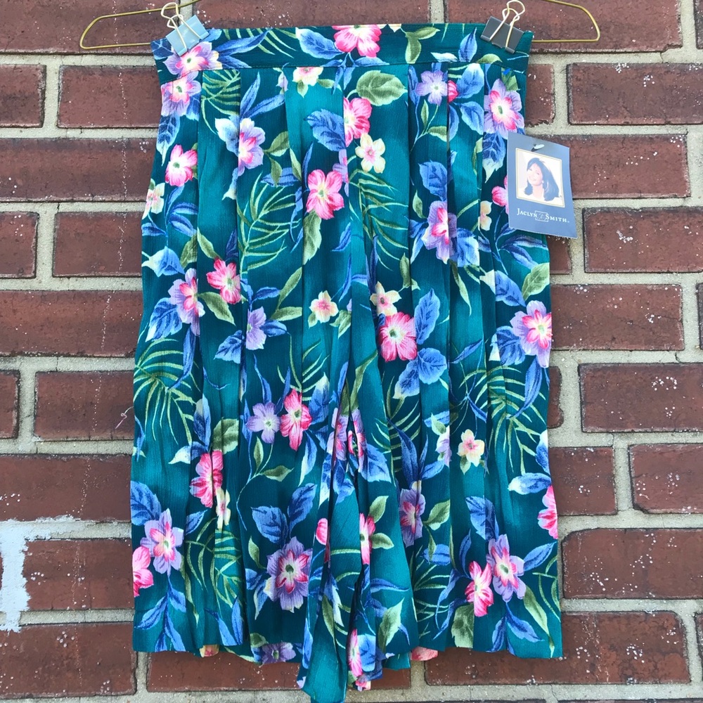 Vintage Flowy Flower Shorts